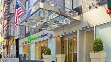 Holiday Inn Express Wall Street