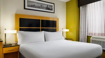 Holiday Inn Express Wall Street