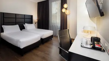 Holiday Inn Genoa City