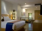 HOLIDAY INN RESORT BARUNA BALI