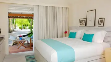Holiday Inn Resort Kandooma Maldives