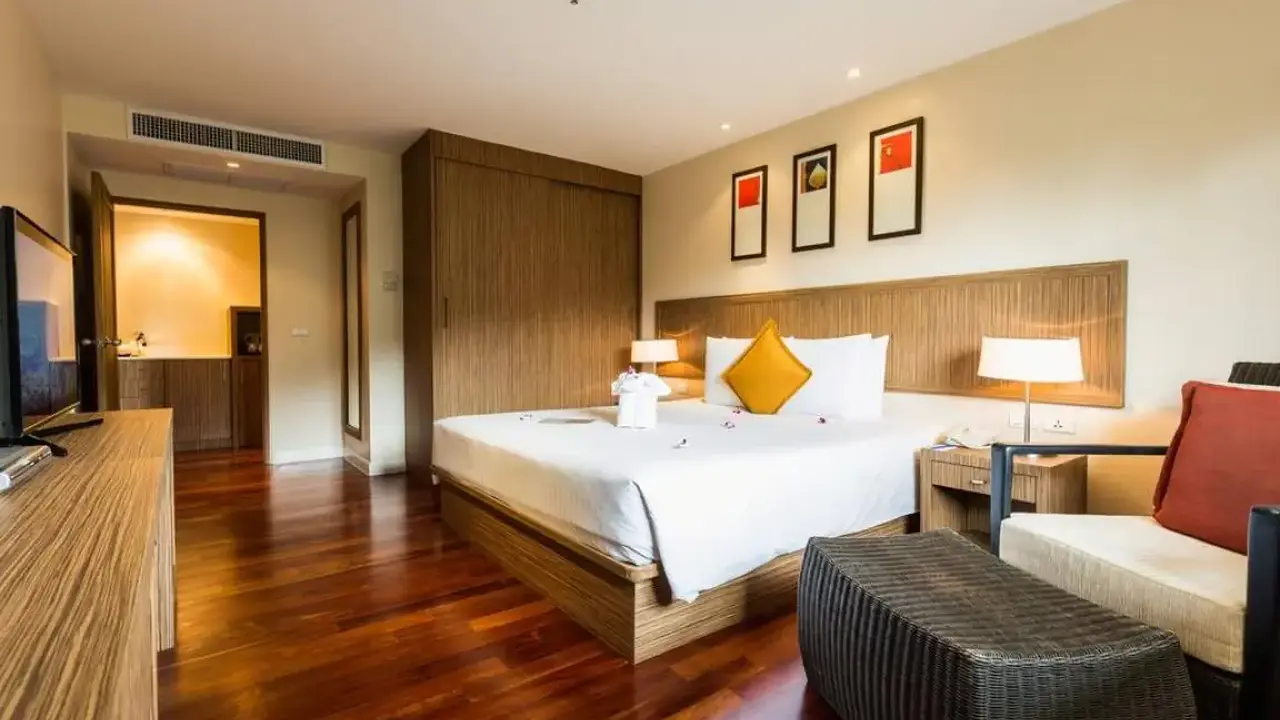 HOLIDAY INN RESORT PHUKET SURIN BEACH (ex. DESTINATION RESORTS PHUKET SURIN BEACH)