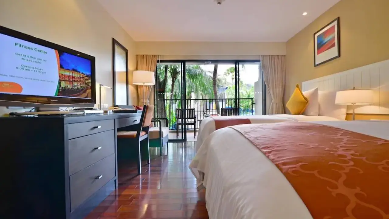 HOLIDAY INN RESORT PHUKET SURIN BEACH (ex. DESTINATION RESORTS PHUKET SURIN BEACH)