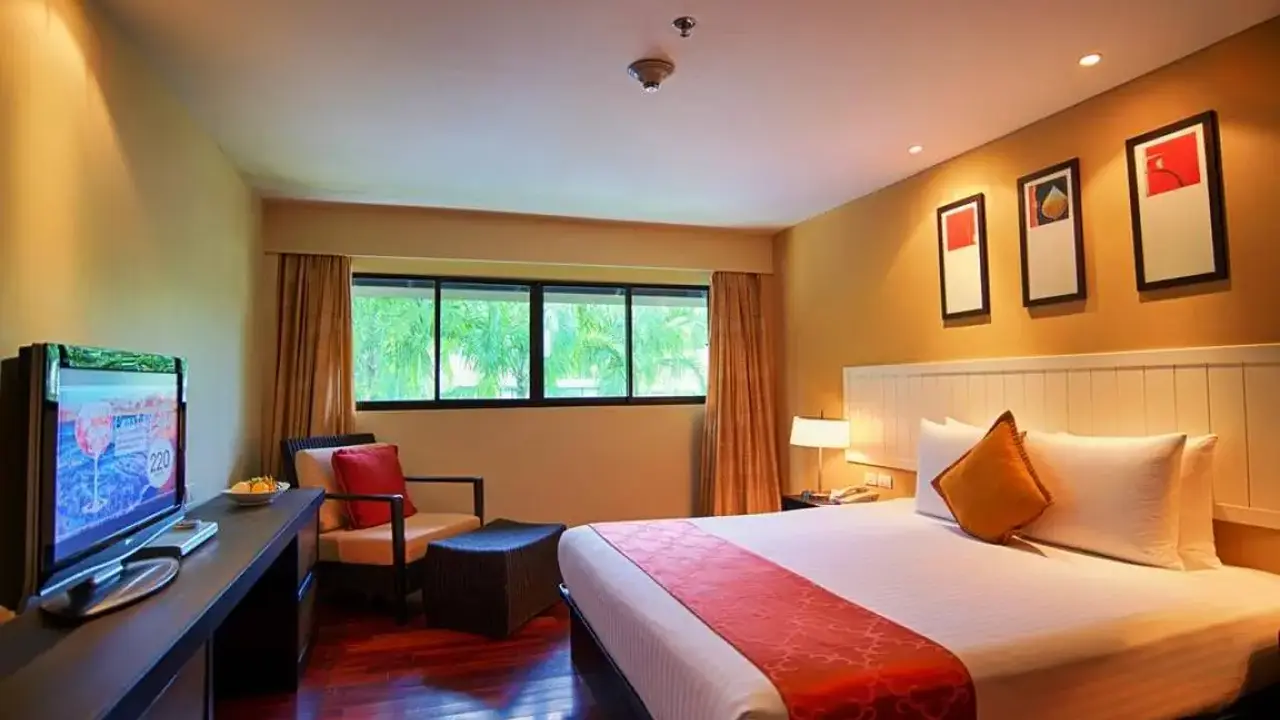 HOLIDAY INN RESORT PHUKET SURIN BEACH (ex. DESTINATION RESORTS PHUKET SURIN BEACH)