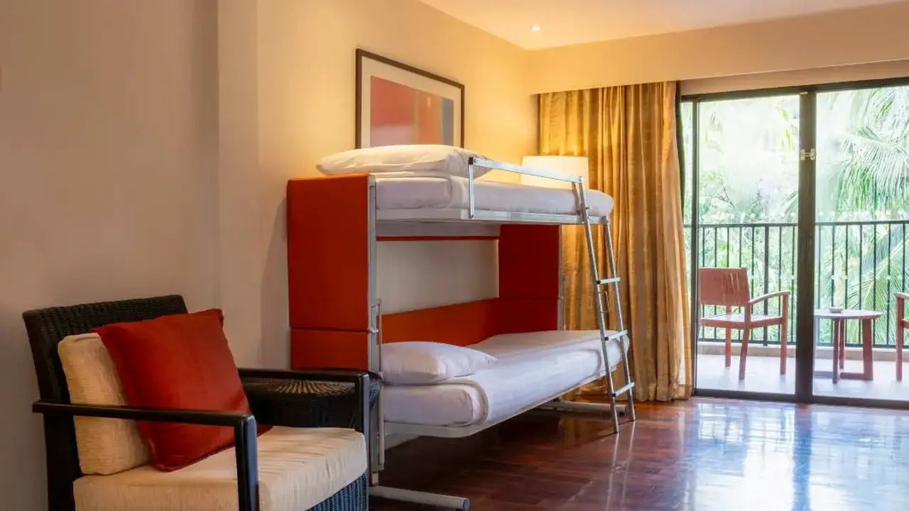 HOLIDAY INN RESORT PHUKET SURIN BEACH (ex. DESTINATION RESORTS PHUKET SURIN BEACH)