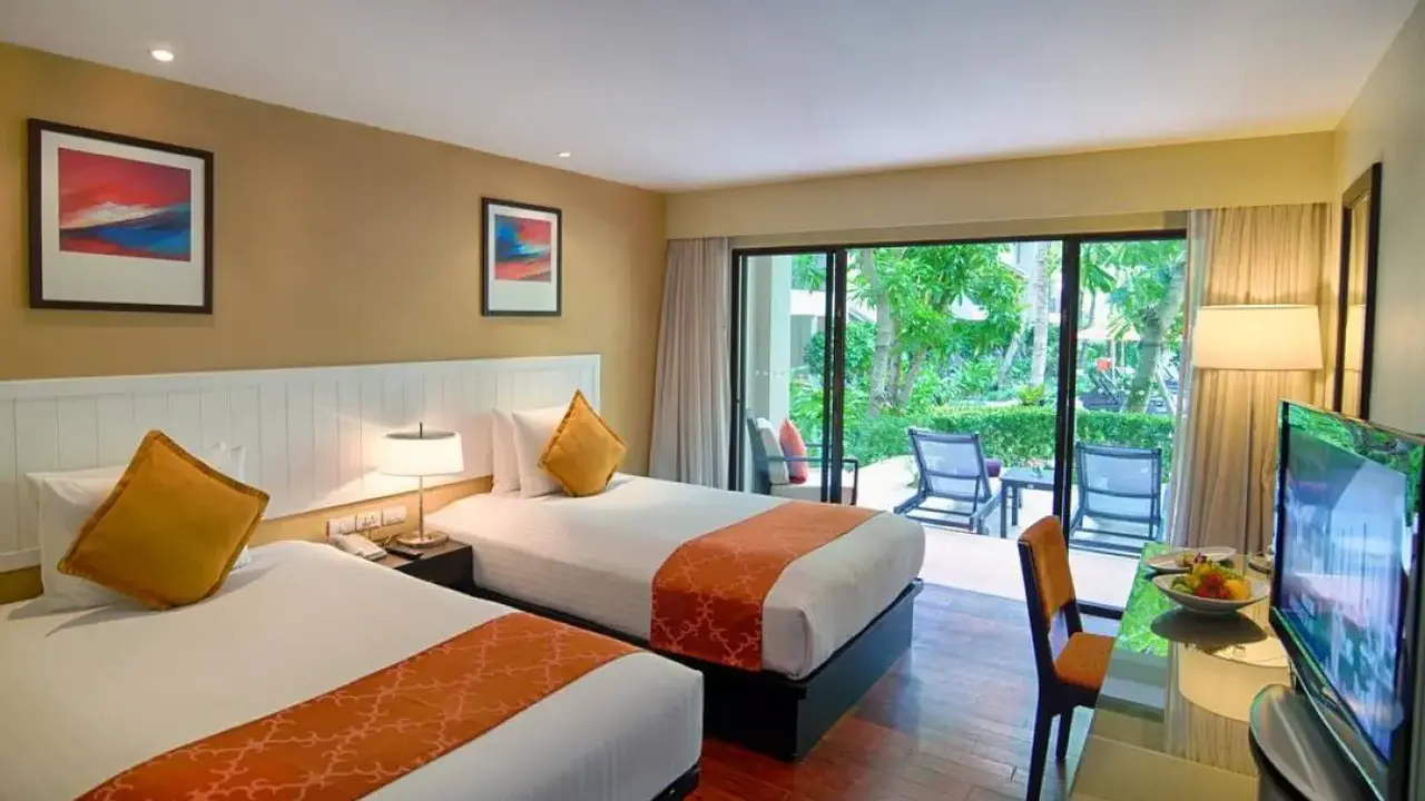 HOLIDAY INN RESORT PHUKET SURIN BEACH (ex. DESTINATION RESORTS PHUKET SURIN BEACH)