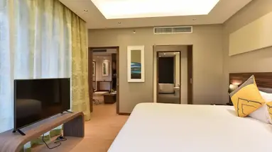 HOLIDAY INN RESORTS PHUKET KARON BEACH (ex. DESTINATION RESORTS PHUKET KARON BEACH)