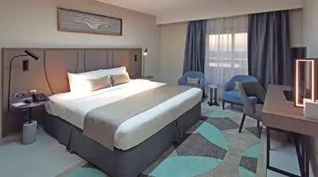 HOLIDAY INTERNATIONAL HOTEL SHARJAH
