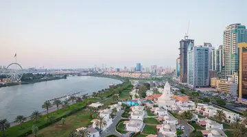 HOLIDAY INTERNATIONAL HOTEL SHARJAH