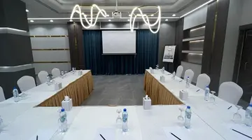 HOLIDAY INTERNATIONAL HOTEL SHARJAH