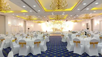 HOLIDAY INTERNATIONAL HOTEL SHARJAH