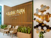 HOLIDAY PARK HOTEL