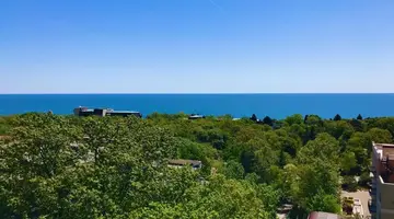 HOLIDAY PARK HOTEL