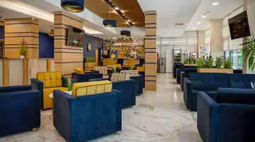 HOLIDAY PARK HOTEL