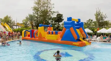 HOLIDAY PARK RESORT