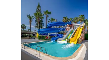 HOLIDAY PARK RESORT