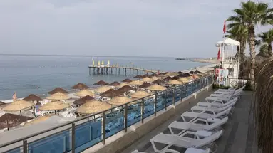 HOLIDAY PARK RESORT