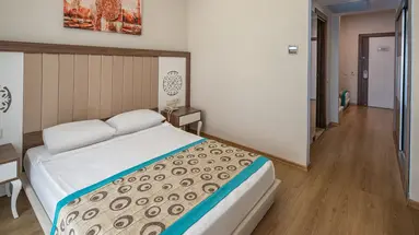 HOLIDAY PARK RESORT