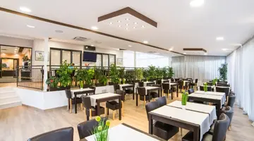 Holiday Resort Antonija - Hotel Oliva