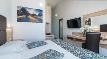 Holiday Resort Antonija - Hotel Oliva