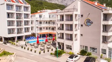 Holiday Resort Antonija - Hotel Oliva
