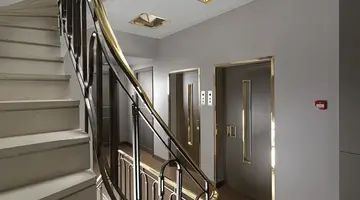 Holiday Suites