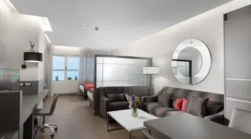 Holiday Suites