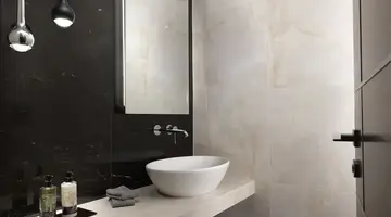 Holiday Suites