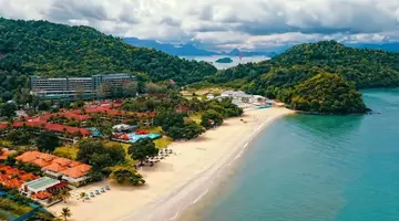 Holiday Villa Beach Resort & Spa