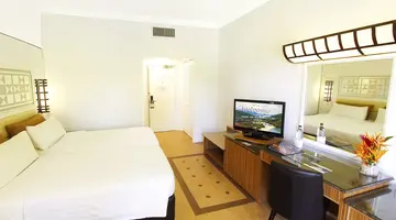 Holiday Villa Resort & Beachclub