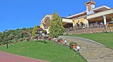 Holiday Village
