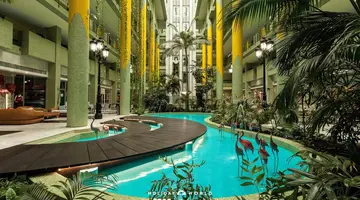 Holiday World Riwo (ex Holiday Palace)