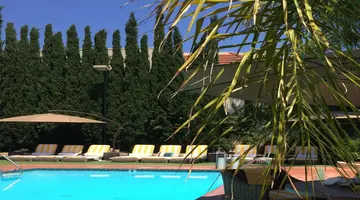 Hollywood Hotel