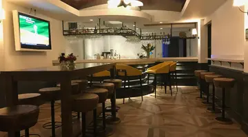 Hollywood Hotel