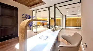 Holm Boutique and Spa