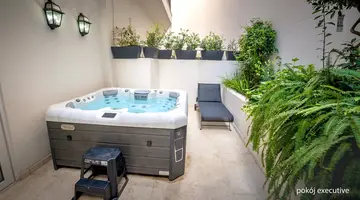 Holm Boutique and Spa