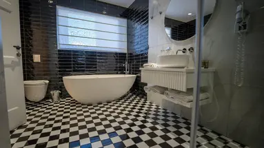 Holm Boutique and Spa