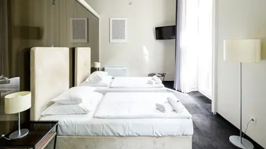 Home ApartHotel