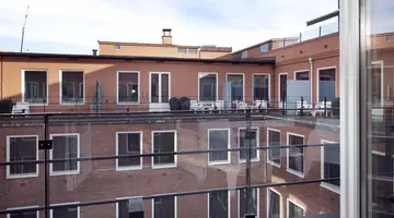 Home Hotel Folketeateret
