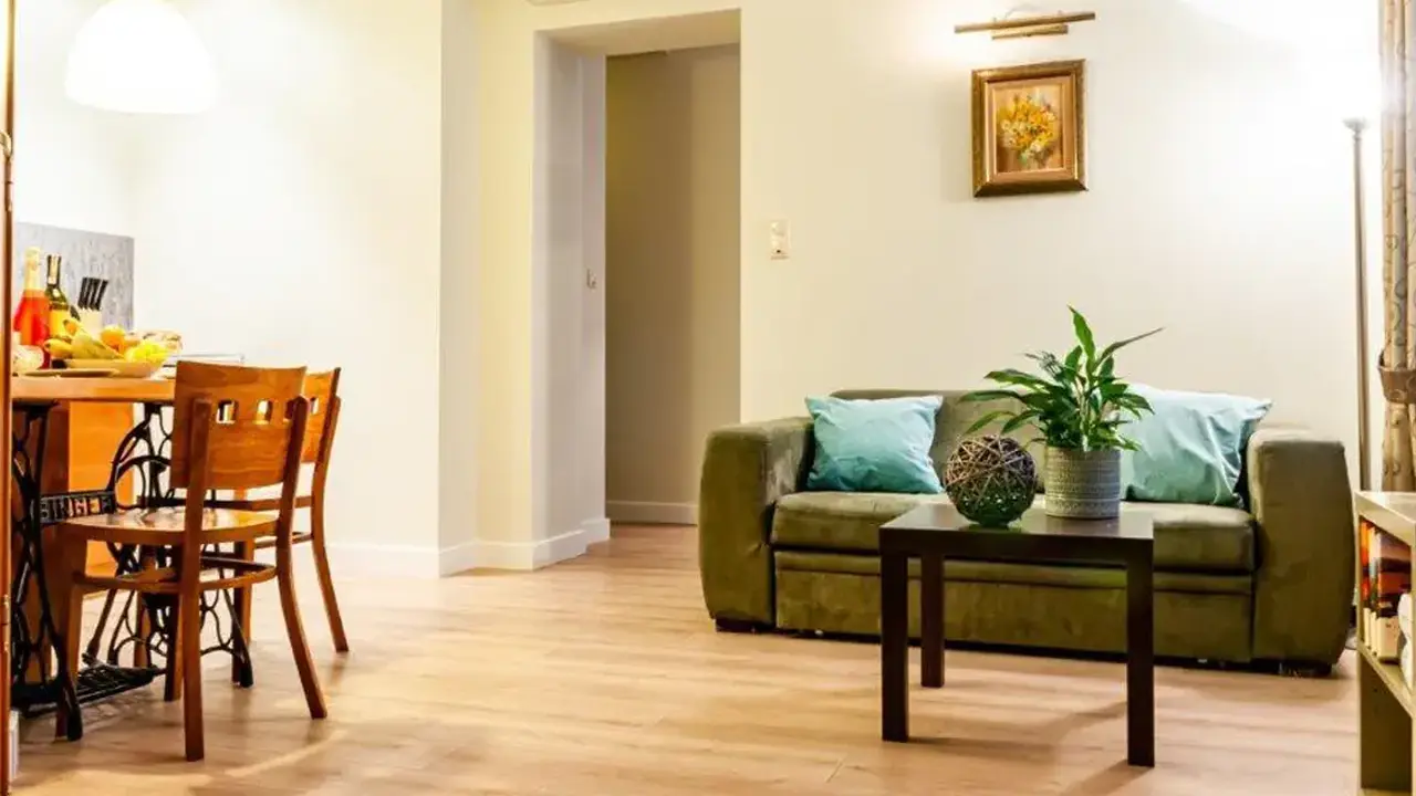 Home & Travel Apartments
