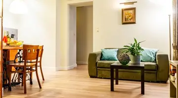 Home & Travel Apartments