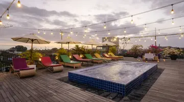 HORISON SEMINYAK BALI