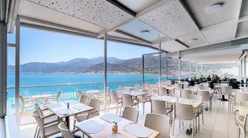 Horizon Beach Hotel