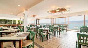 Horizon Beach Hotel