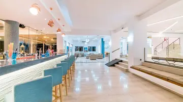 Horizon Beach Hotel