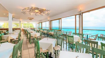 Horizon Beach Hotel