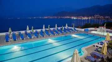Horizon Beach Hotel