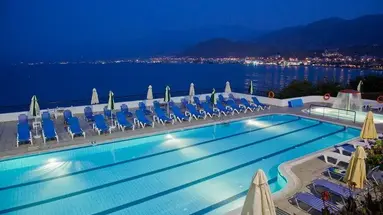 Horizon Beach Hotel