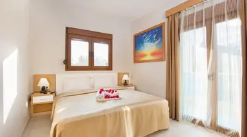 Horizon Line Villas