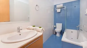 Horizon Line Villas